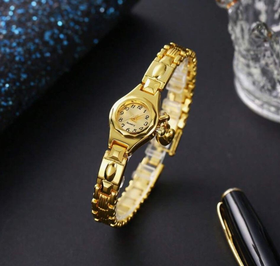 Gold Watch Design 6