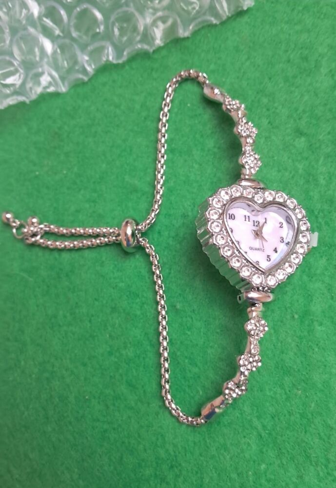 Elegant Heart Shaped Women's Watch