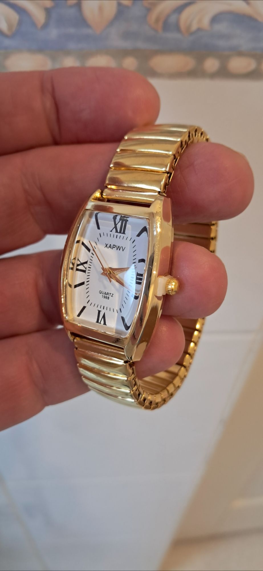 Gold Watch Expandable Strap