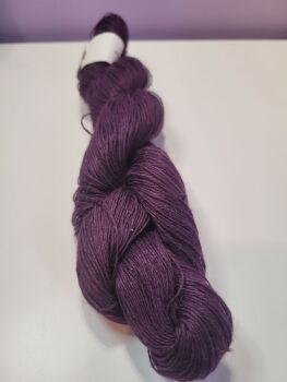 Midwinter Yarns Lithuanian Linen - colour 3.11 Aubergine