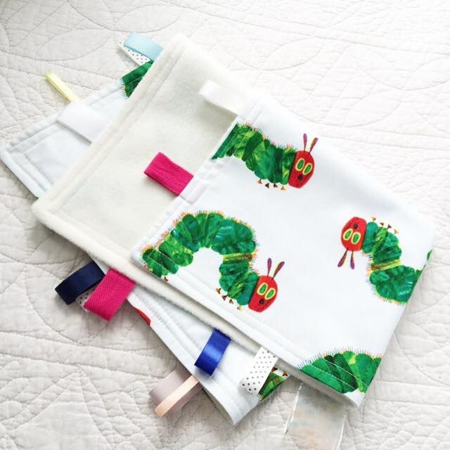 The very hungry caterpillar taggy taggie blanket Large
