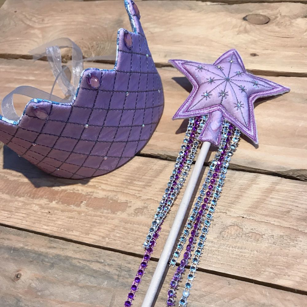 Magic wand and crown with Diamonte
