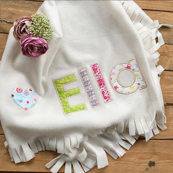 Personalised applique fleece baby cot blanket 