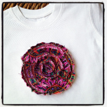 Vintage shabby flower applique  T shirt