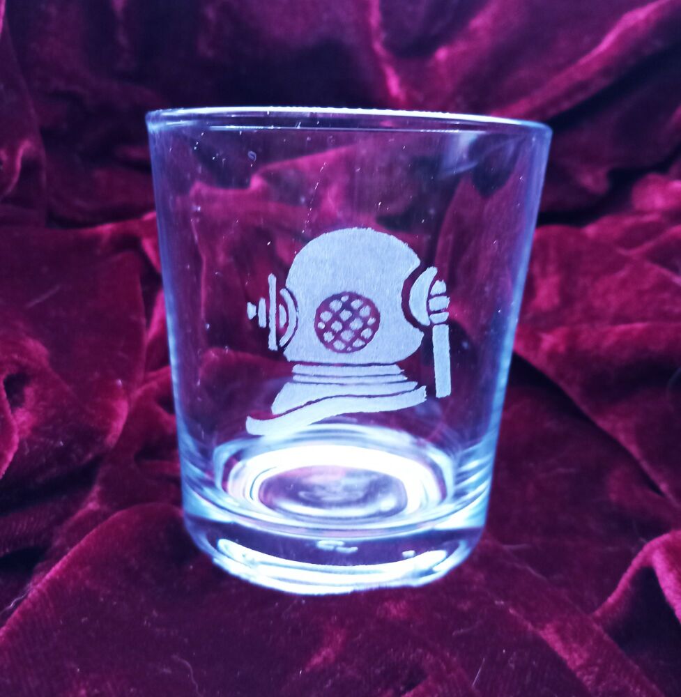 A. Royal Navy Trade Divers badge on discontinued mixer glass