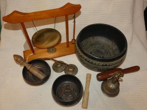 SINGING BOWLS