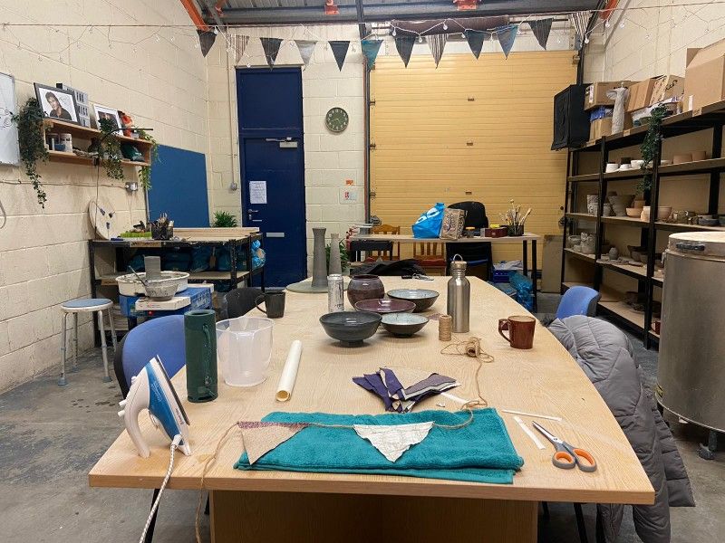 pottery studio Mud Fox Ceramics , table set up for a lesson