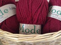 Wendy Mode Chunky Merino Knitting Wool 211 Chilli Pepper 100g Ball