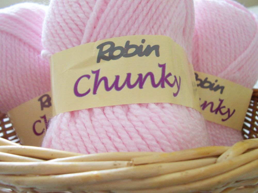 Robin Chunky Knitting Wool Pink 100g