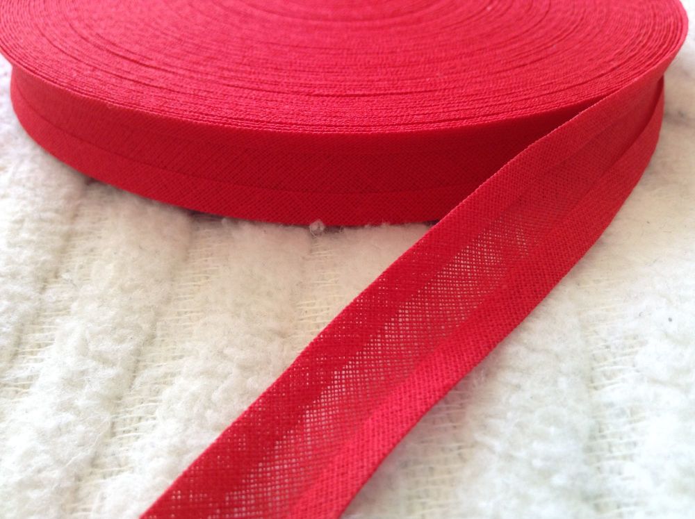 15mm wide poppy red bias binding 100% cotton
