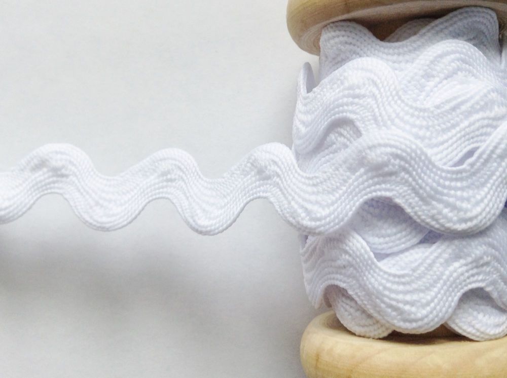 Large Ric Rac Trimming Braid White Sold By The Metre