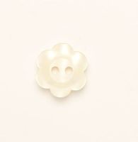 Oyster Pearl Daisy Flower Buttons, 10 x 10mm