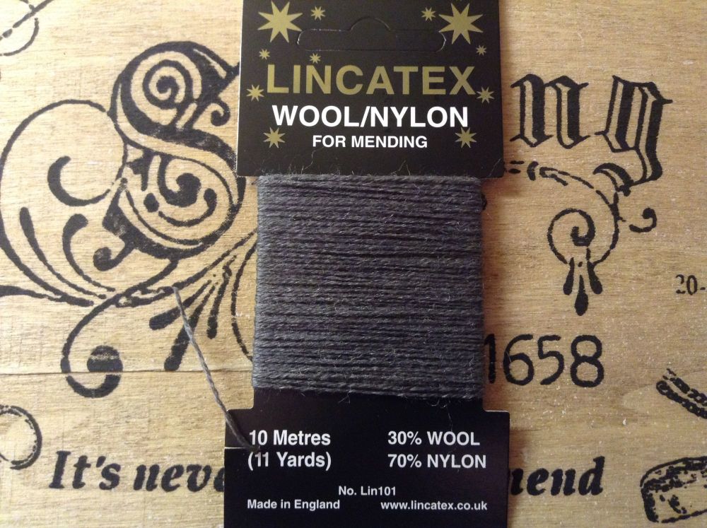 10 metres Lincatex sock darning wool Dark Grey