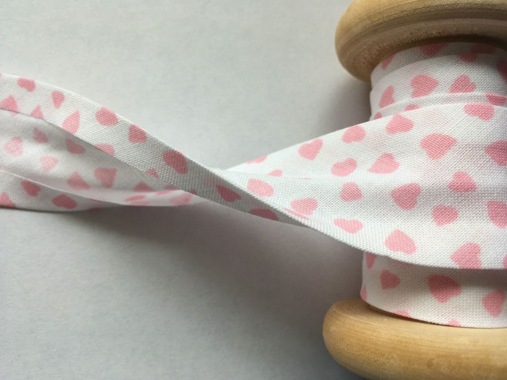 hearts pattern fabric trim 25mm baby pink white heart print bias 5459