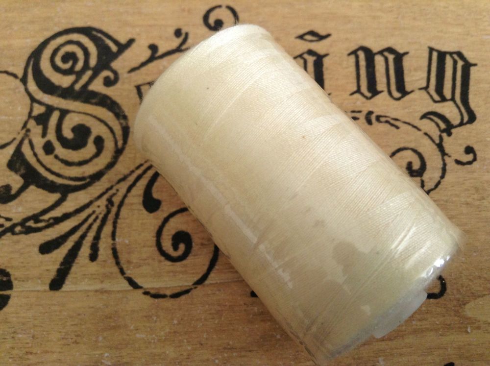 cream colour sewing thread one reel 1000 Yards 120s