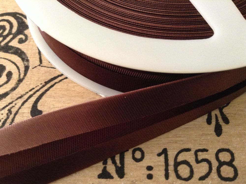 Brown Satin Bias Double Fold Fabric Trim 19mm Wide Ribbon 1m Chocolate