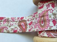 paisley pattern bias tape pink ivory beige botanical leaf teardrop 1”