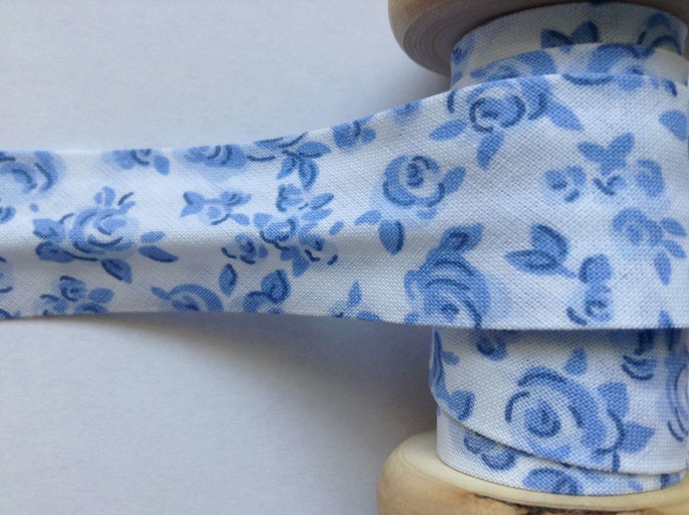 Floral Patterned Bias Binding White Fabric With Blue Flowers 3548