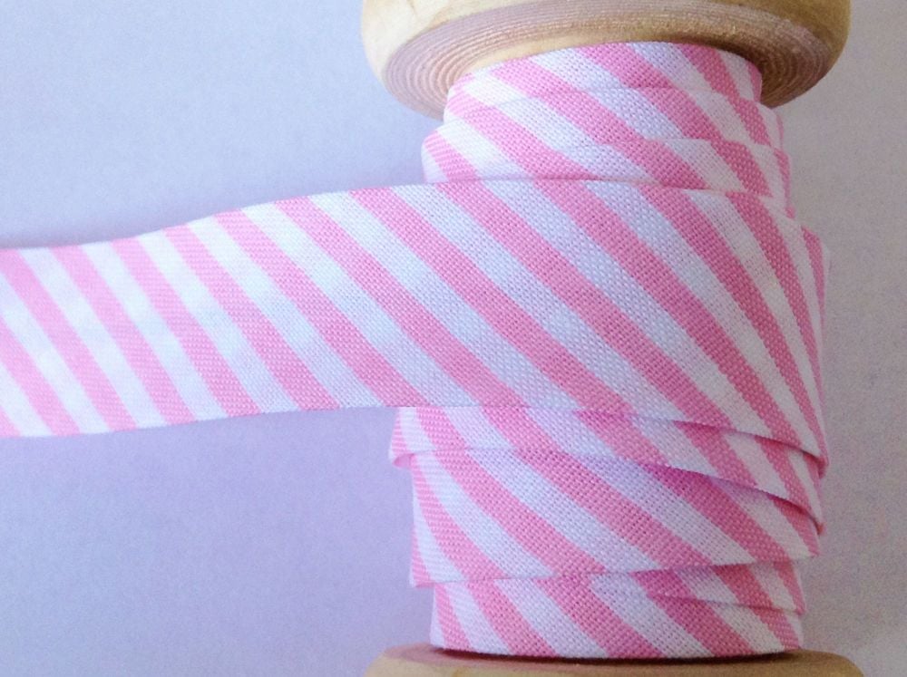 pink white spiral striped bias binding 18mm x 3mtr 6282/005