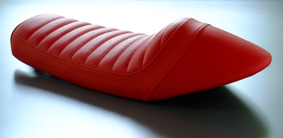 SeatCafeV3NSRedRedStitch1