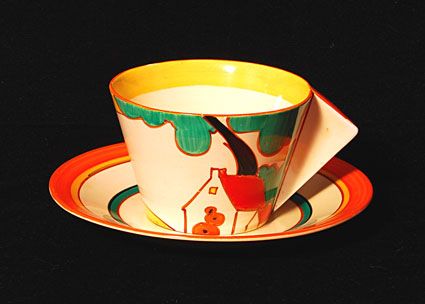 RED ROOFS CONICAL CUP & SAUCER