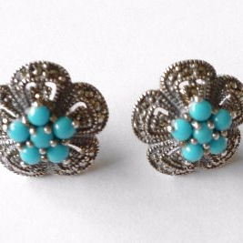 Silver Earrings with Turquoise stones  (T01E)