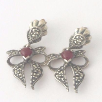Carnelian silver Bow earrings