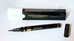 henna eyebrows