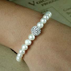Pearl Sterling Silver bracelet with silver sparkle bead 