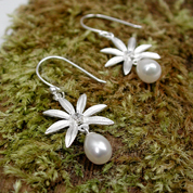 Sterling silver flower Earrings with Pearl