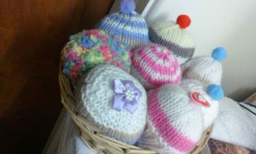 Knitted Cupcakes Display Basket