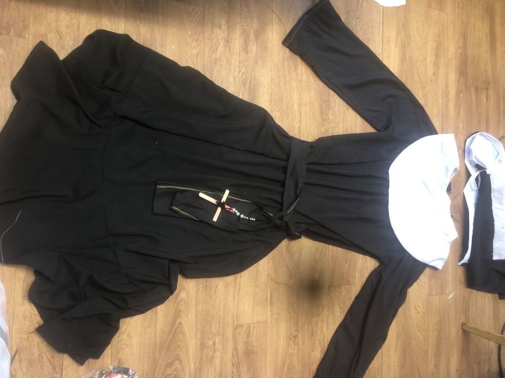 nun 4 pc outfit