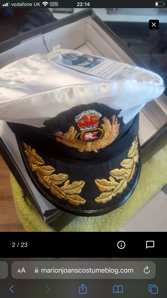 Flexible costume Captain Smith memorabalia hat