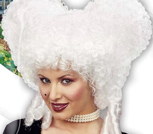 heart shaped Marie Antoinette style wig