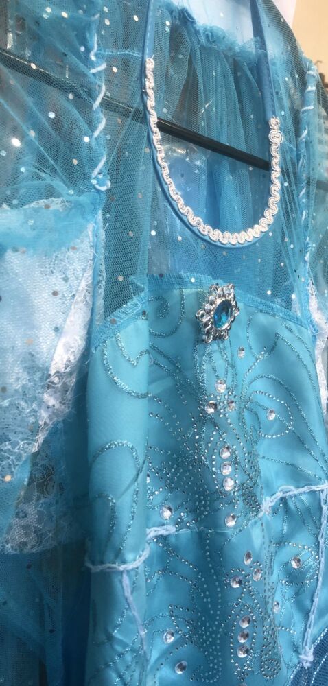 Elsie ice dress3 Elsie ice dress3