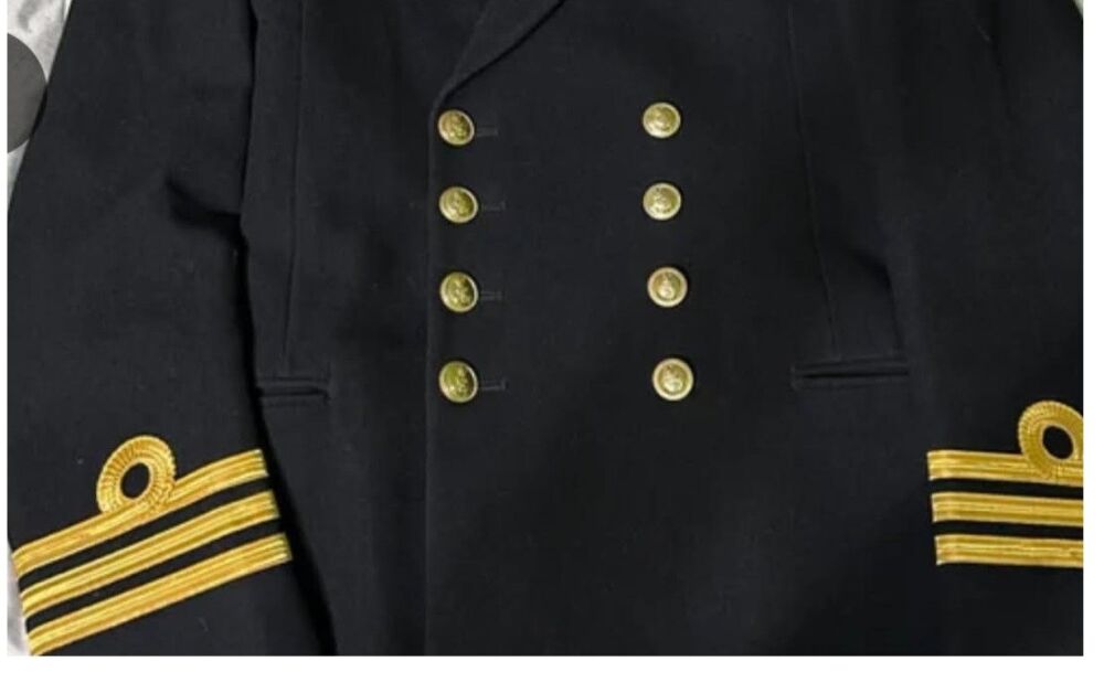 Titanic Officer Jacket cuffs
