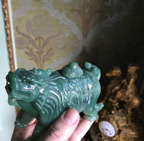  Rare Chinese Natural Hetian Jade Nephrite Carved Imperial Lion inkwell with lid Statue