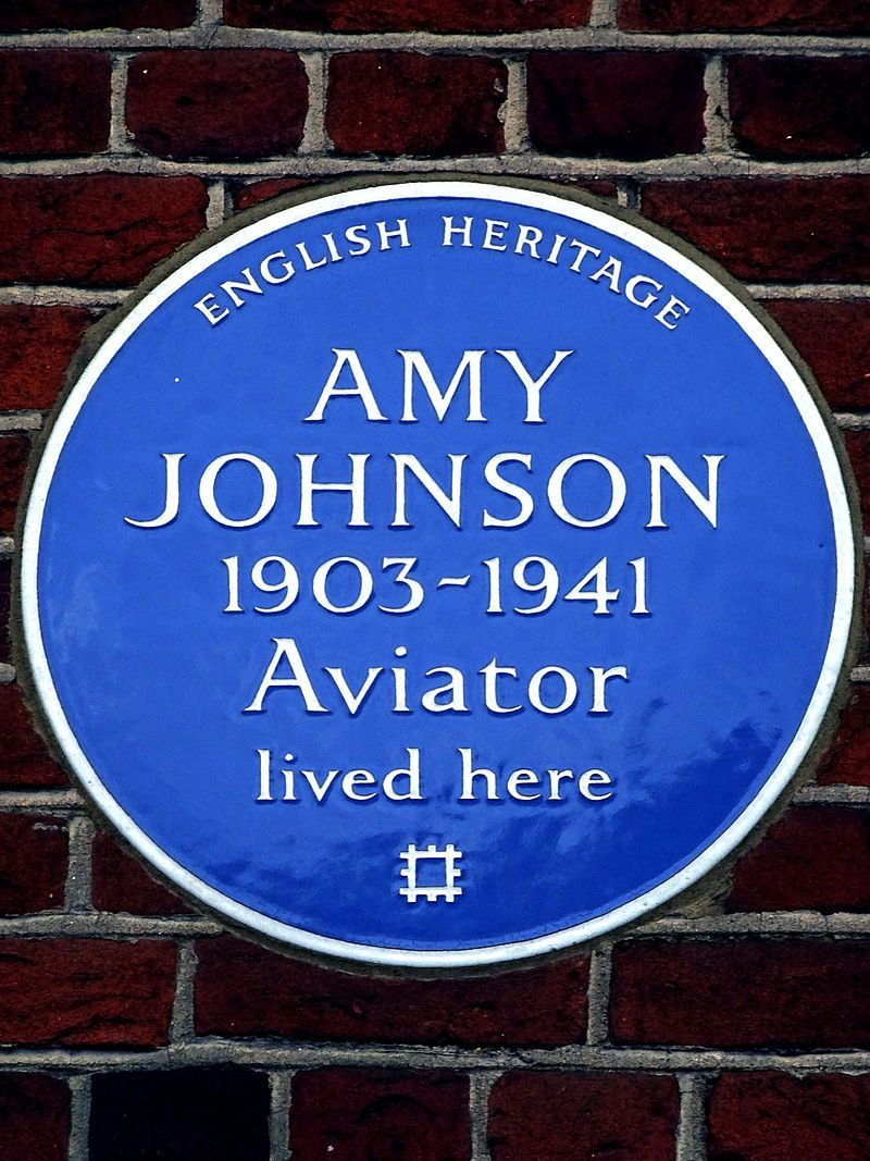 Amy_Johnson_1903-1941_Aviator_lived_here