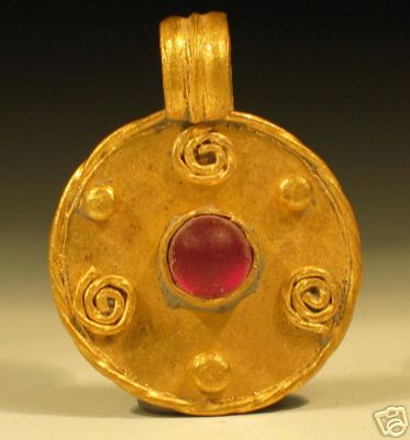 STUNNING SAXON GOLD & GARNET PENDANT (now sold 13/9/18)