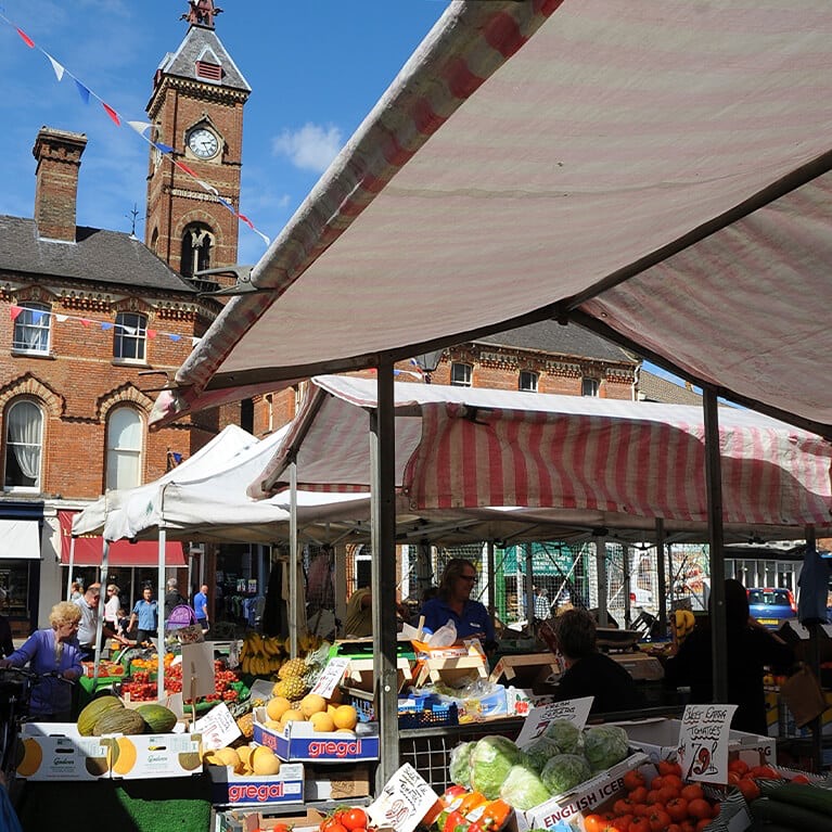 Louth-Gallery_0001_DSC_8640-Louth-Market-pl-4
