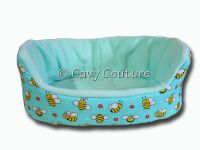 <!--003-->Large Oval Luxury Cuddler Bed - Buzzy Bees Polycotton and Mint Green fleece