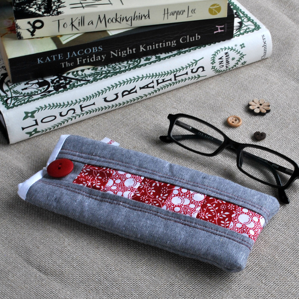 Patchwork Glasses Case in Red, White & Grey