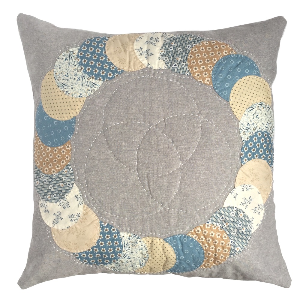 Overlapping Circles Cushion Kit in Blue Sky - English Paper-Piecing Kit