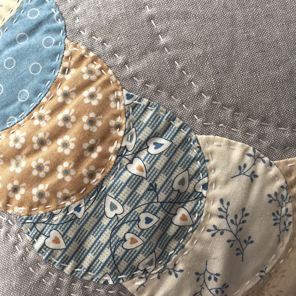 Overlapping Circles Cushion Kit in Blue Sky - curved English Paper-Piecing (EPP) Kit