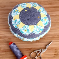<!-- 002 -->EPP Pincushion Pattern - Includes pre-cut papers
