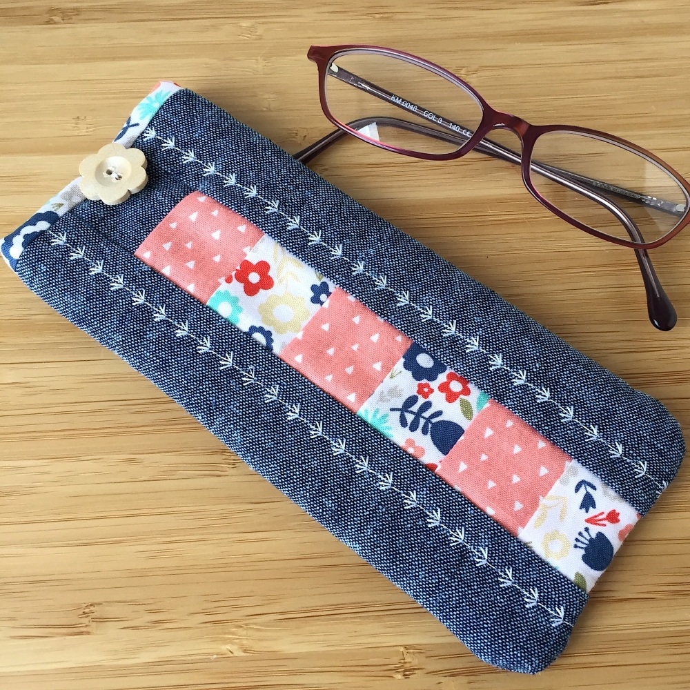 Patchwork Glasses Case Kit in Blue & Peach