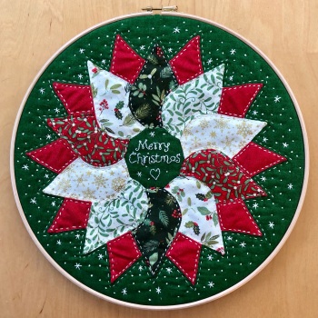 Christmas Wreath Hoop Art Kit in Yuletide - Curved English Paper-piecing Kit - 12"