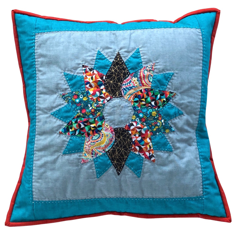 <!-- 001 -->Wreath Cushion Kit in Folksy Friends - Curved English Paper-Pie