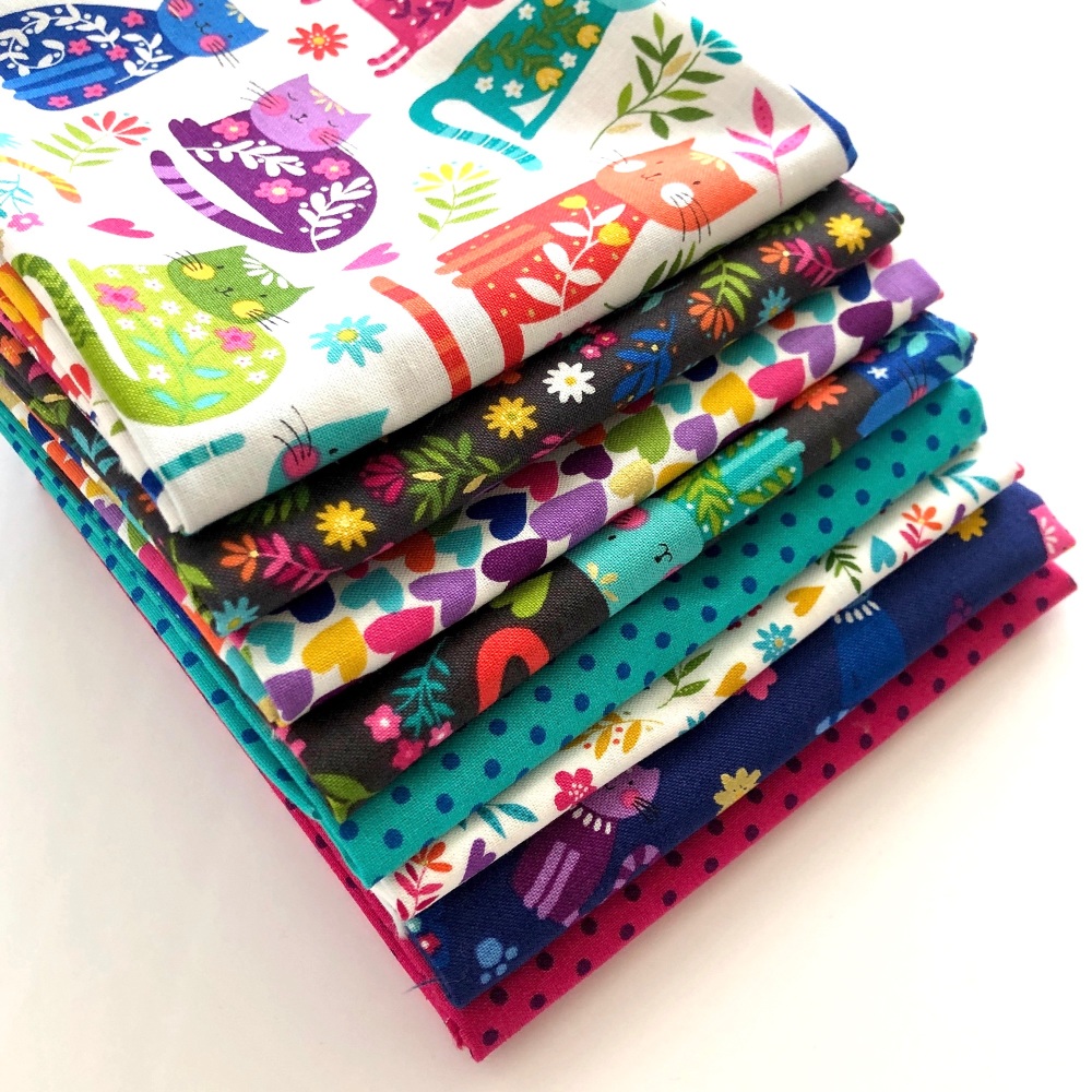 Katie's Cats Fat Quarter Bundle - 8 pieces