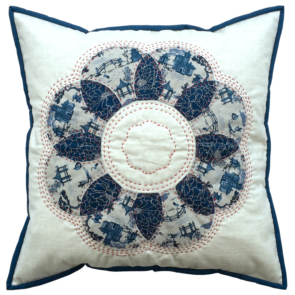 <!-- 002 -->Curved EPP Flower Cushion Pattern - Includes pre-cut papers